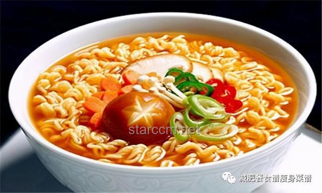 🍲古今味觉碰撞：腐乳VS方便面调料，谁才是“鲜”界霸主？